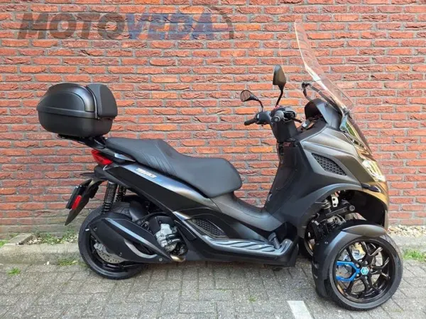 Year unknown Piaggio MP3 310 HPE (bj 2025) 1e Eigenaar - €6,150 (1/1)