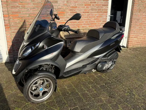 Bouwjaar onbekend Piaggio MP3 LT - € 6.250 (1/1)