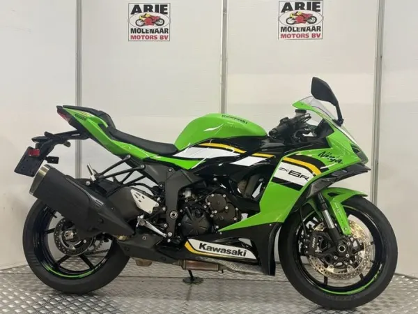 2025 Kawasaki Ninja ZX 6 R (bj 2025) - €12,500 (1/1)