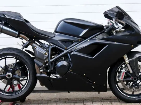 Year unknown Ducati 848 - €8,400 · Bidding (1/1)