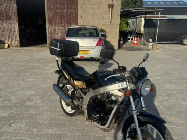 Year unknown Suzuki GS 500 - €1,500 · Bidding (1/1)