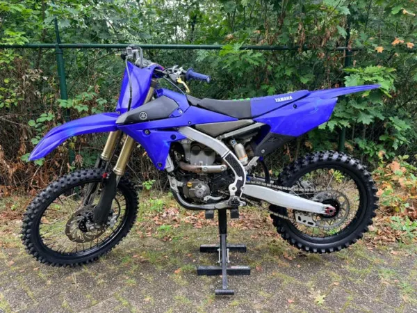 2014 Yamaha yzf 250 2014 - €2,950 · Bidding (1/1)
