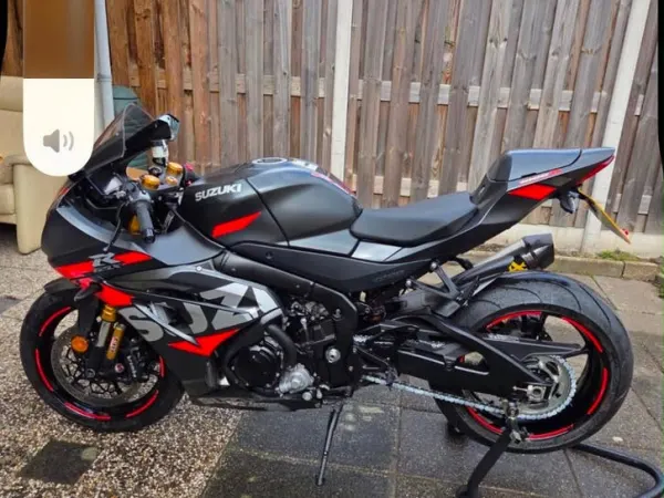 Bouwjaar onbekend Suzuki GSX-RR 1000 - € 15.000 · Bieden (1/1)
