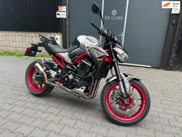 2024 Kawasaki Tour Z900 ABS /SC Project/ 35KW a2 Rijbewijs - € 8.750 (1/1)