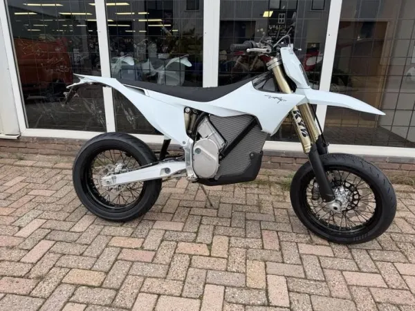 2026 Stark Varg SM 80 PK – Nieuw uit Voorraad leverbaar! - €14,049 · Bidding (1/1)