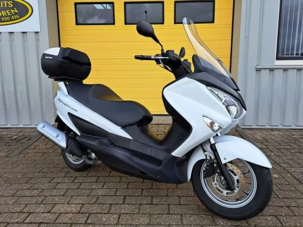 2015 Suzuki UH 200 Burgman (bj 2015) - €2,495 (1/1)