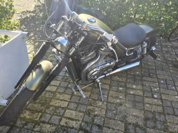 Bouwjaar onbekend Suzuki Intruder v700 - Bieden (1/1)