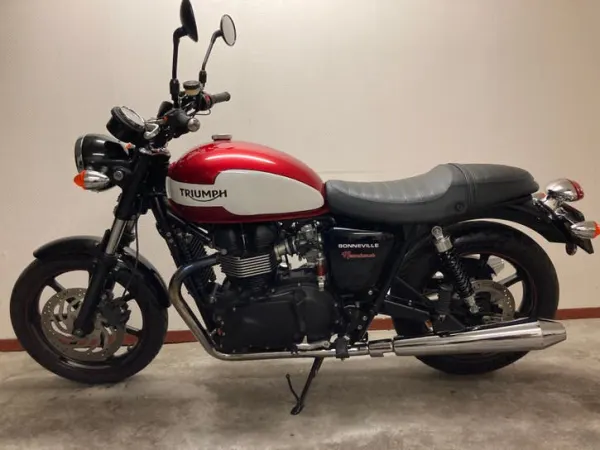 2015 Triumph Bonneville Newchurch - Bidding (1/1)
