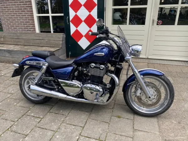 2011 Triumph Thunderbird 1600 (bj 2011) - €8,490 (1/1)