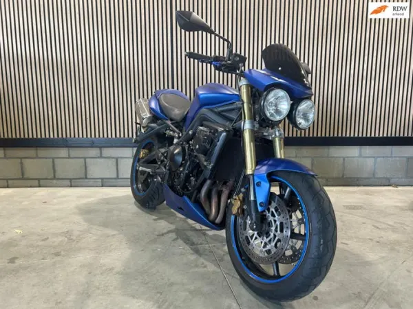 2009 Triumph Tour Street Triple - € 3.850 (1/1)