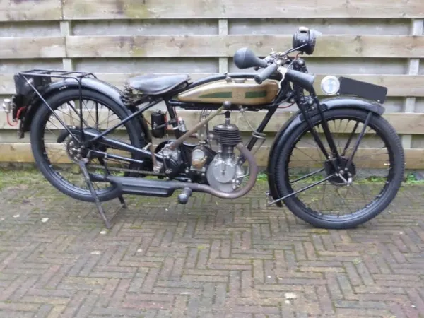 1927 Triumph W de Luxe 1927 - € 8.950 · Bieden (1/1)