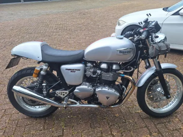 2009 Triumph Truxton - € 5.250 (1/1)