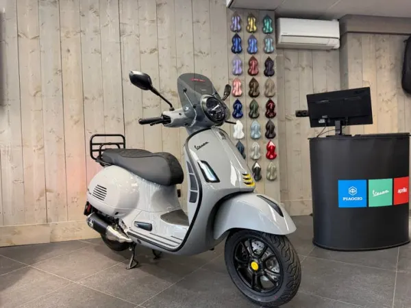 2026 Vespa GTS 310 SuperSport HPE 2026 Euro5+ Specialpaint Exclus - €11,499 (1/1)