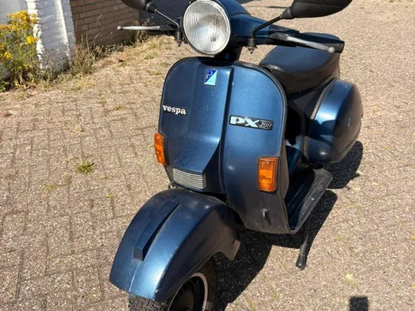 1993 Vespa te koop! Elec. Start techn. Gereviseerd - € 3.250 · Bieden (1/1)