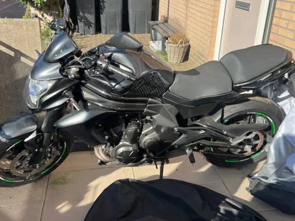 Year unknown Kawasaki 650 - €2,999 · Bidding (1/1)