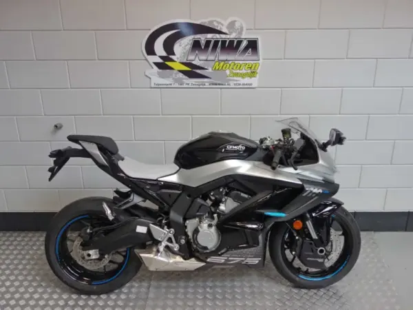 2026 Cfmoto 675 SR-R 35KW - €8,999 (1/1)