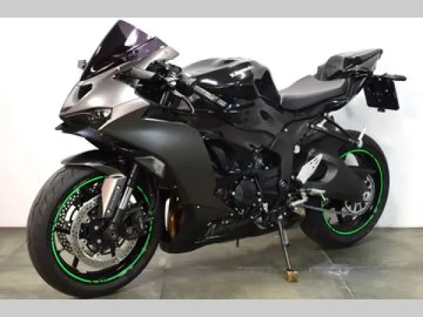 2026 Kawasaki Ninja ZX-6R (bj 2026) ABS Akrapovic - €12,950 · Bidding (1/1)