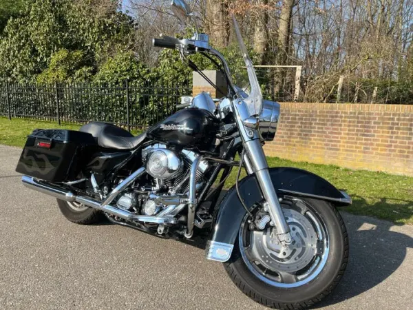 Year unknown Harley-Davidson Road King - €9,000 · Bidding (1/1)
