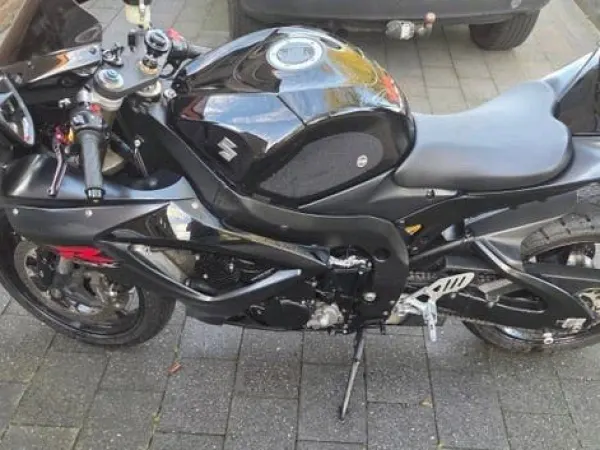 2007 Suzuki gsx-r te Koop - €6,000 · Bidding (1/1)