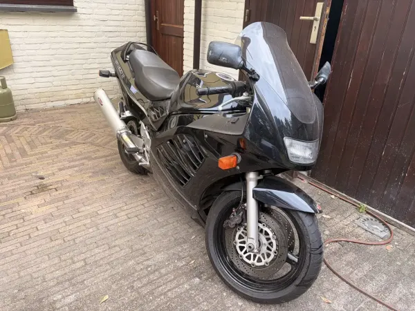 1994 Suzuki RF 900 - €795 (1/1)