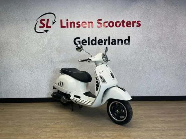 2011 Vespa GTS 300 - €2,995 (1/1)