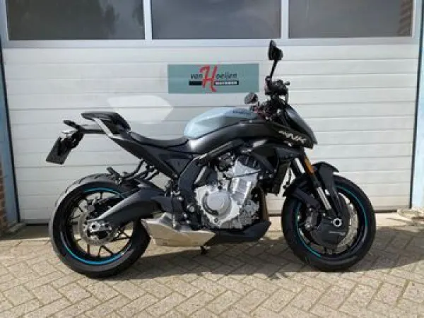 2025 Cfmoto 675 NK - € 6.250 · Bieden (1/1)