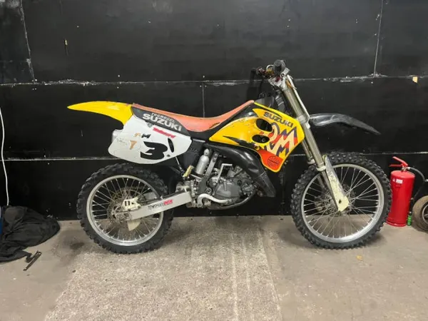 1993 Suzuki rm 125 1994 - € 2.400 (1/1)