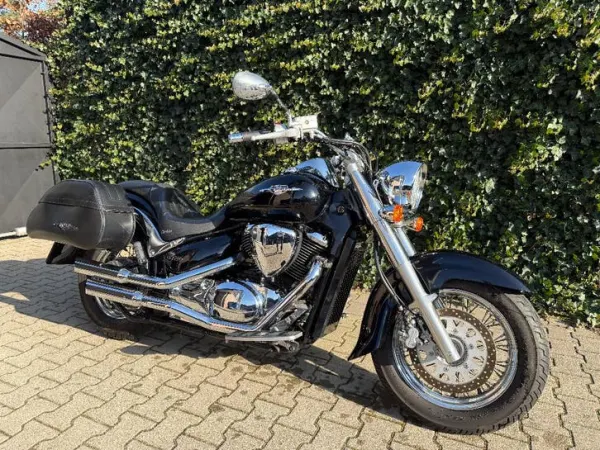 2013 Suzuki C 800 - €6,450 · Bidding (1/1)