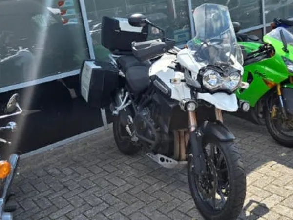 Bouwjaar onbekend Triumph Tiger Explorer - € 9.750 · Bieden (1/1)