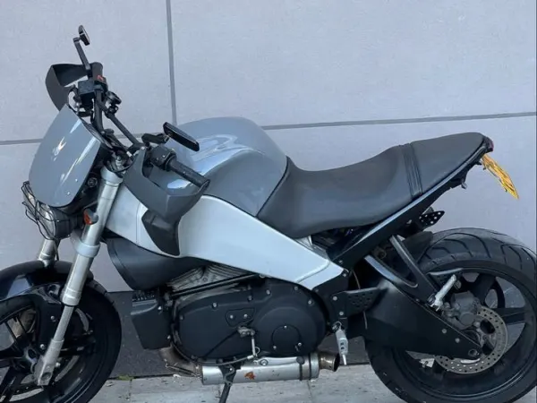 Bouwjaar onbekend Buell XB 9 - € 3.000 · Bieden (1/1)
