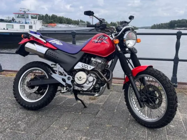 Year unknown Honda SLR 650 - €2,800 · Bidding (1/1)