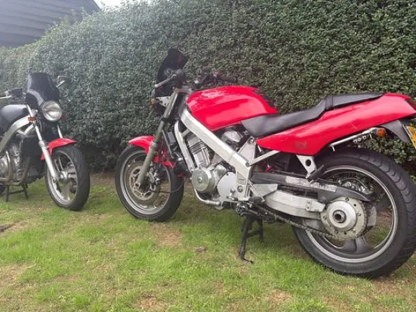 Bouwjaar onbekend Honda Hawk 650 GT 2x - Bieden (1/1)