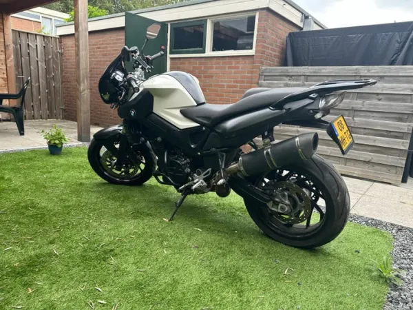 2009 BMW F800R Naked Bike-Sportief en Comfortabel - € 3.999 · Bieden (1/1)