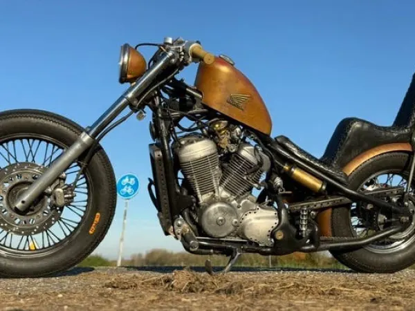 1991 Honda Shadow Custom Chopper - Bieden (1/1)