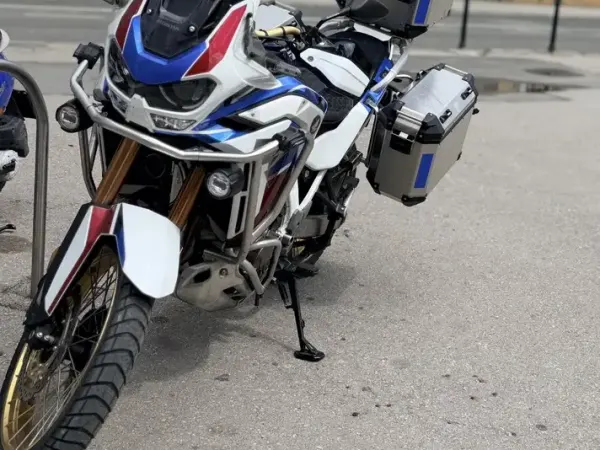 2021 Honda CRF 1100 - € 15.300 (1/1)