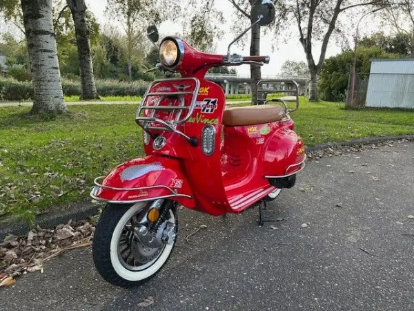 2014 Bluroc Razzo Torino 125 Vespa Retro Motor 160CC (bj 2014) - € 1.250 · Bieden (1/1)