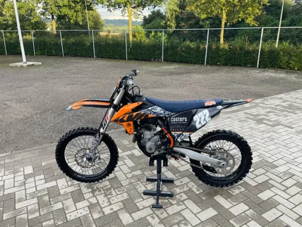 Bouwjaar onbekend KTM 350-68 uur Hobbymatig Gebruikt - € 4.100 (1/1)