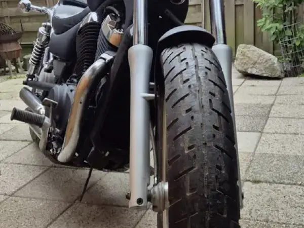 1986 Suzuki VS 700 - € 600 (1/1)