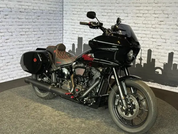 2026 Harley-Davidson Softail Fxlrst Low Rider ST Black Trim-Viv - € 42.990 · Bieden (1/1)