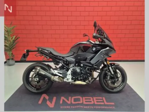 2022 BMW F 900 XR - € 11.750 (1/1)