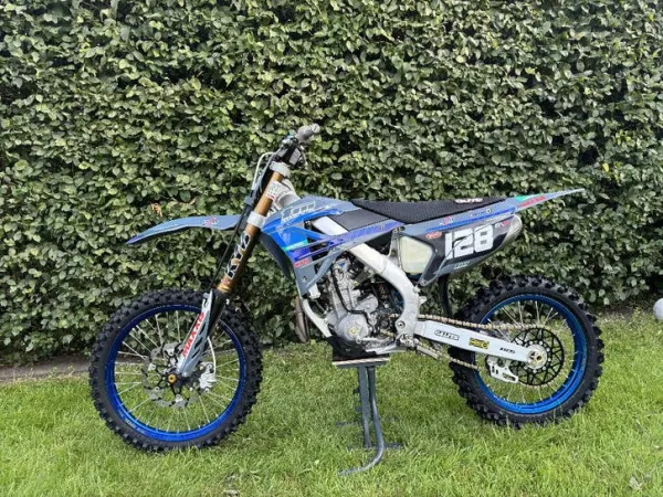2025 TM Moto 300 4T MX 2025 Kayaba A KIT 35 UUR Nieuwstaat - €6,495 · Bidding (1/1)