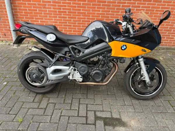 2010 BMW F 800 S - € 2.950 (1/1)