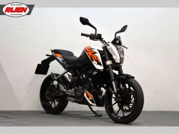2015 KTM 125 Duke - € 3.790 (1/1)