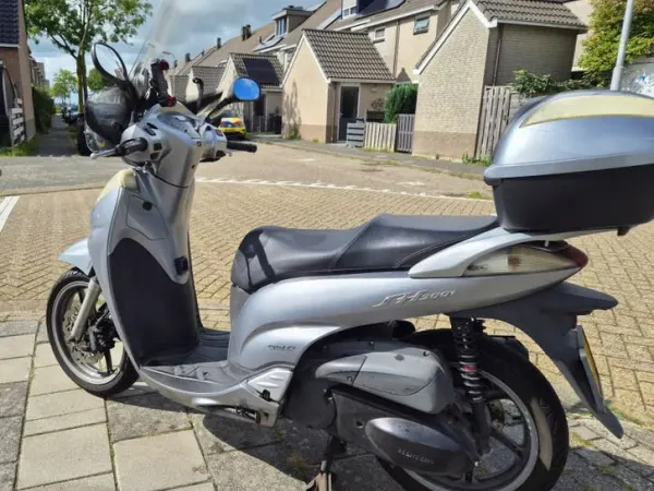 2009 Honda SH 300 - € 1.750 (1/1)