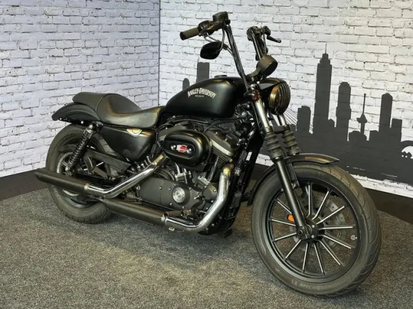 2014 Harley-Davidson Iron 883 (bj 2014) - € 8.490 · Bieden (1/1)