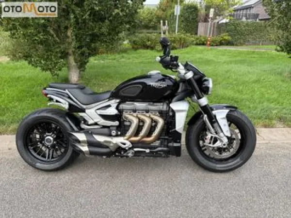 2020 Triumph Rocket III R (bj 2020) - € 17.750 (1/1)