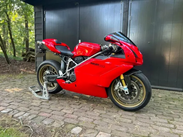 Bouwjaar onbekend Ducati 999 - € 11.500 · Bieden (1/1)