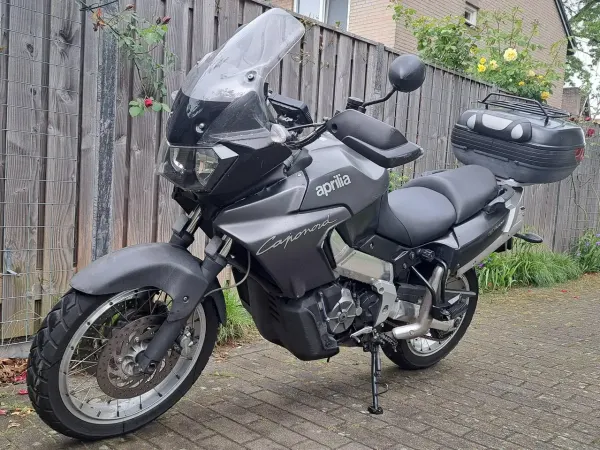 2005 Aprilia ETV 1000 - € 2.950 (1/1)