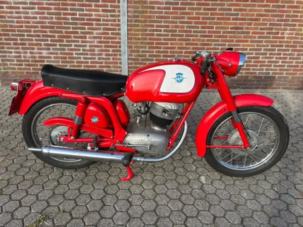 1961 MV Agusta 150 - €3,000 (1/1)