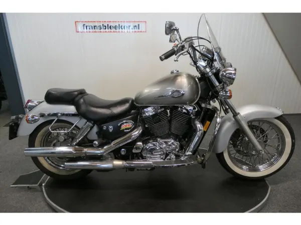 1997 Honda VT 1100 C2 ACE - € 2.750 (1/1)